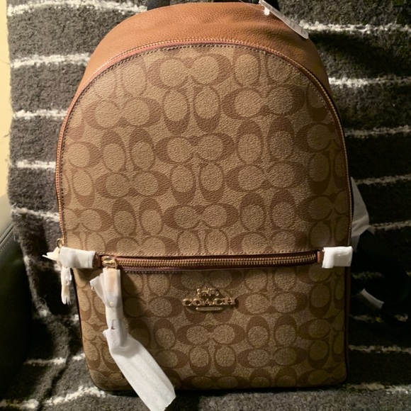 Coach, Coach signature C Design.NWT. Medium size - Picture 5 of 13